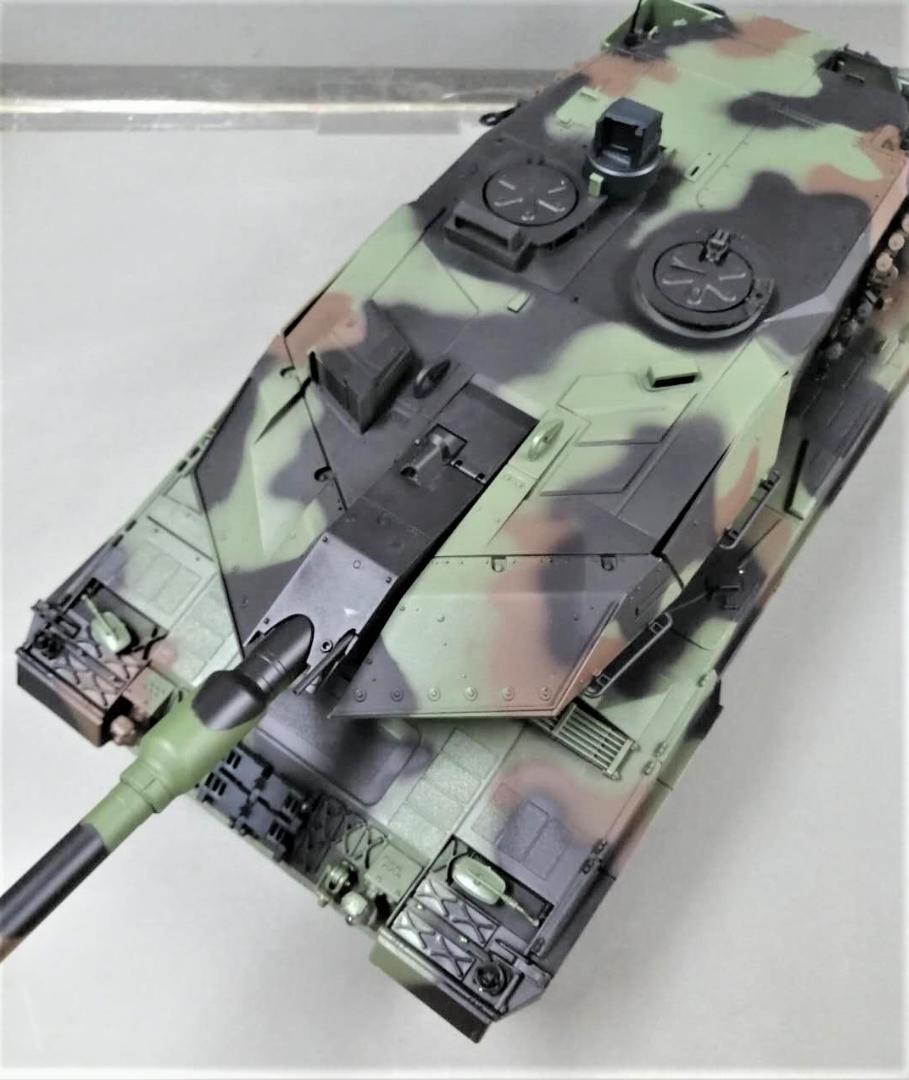 国産原料100% 訳アリ1/16サイズ戦車ラジコン ドイツレオパルド