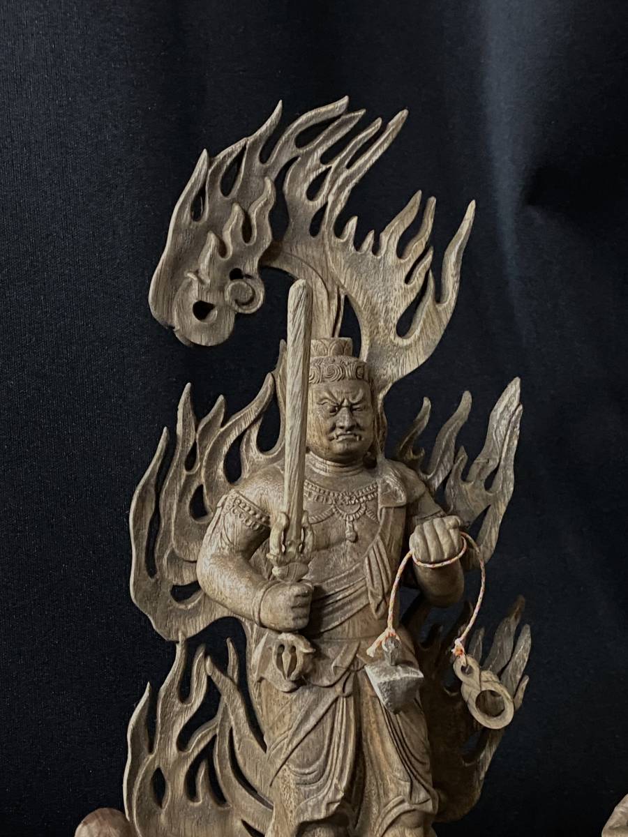 井波彫刻 高29cm 時代彫刻 木彫仏教 仏師で仕上げ品 不動明王三尊像-