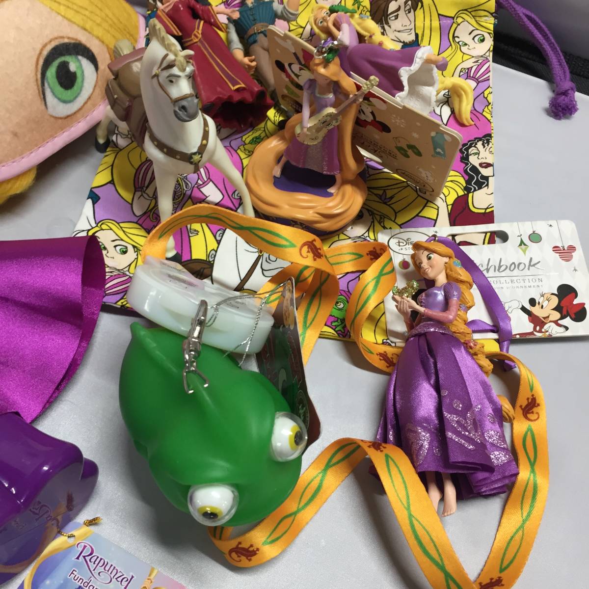Yahoo!オークション - ラプンツェル グッズ まとめ売り Yahoo!オークション - ラプンツェル グッズ まとめ売り