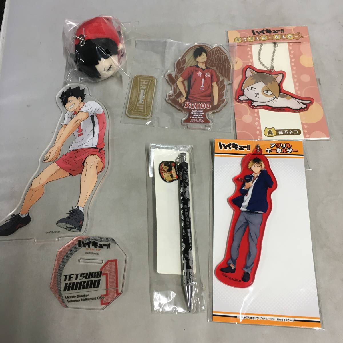 SALE/60%OFF ハイキュー 缶バッジ マスコット 黒尾 研磨 セット SALE/60%OFF ハイキュー 缶バッジ マスコット 黒尾 研磨 セット