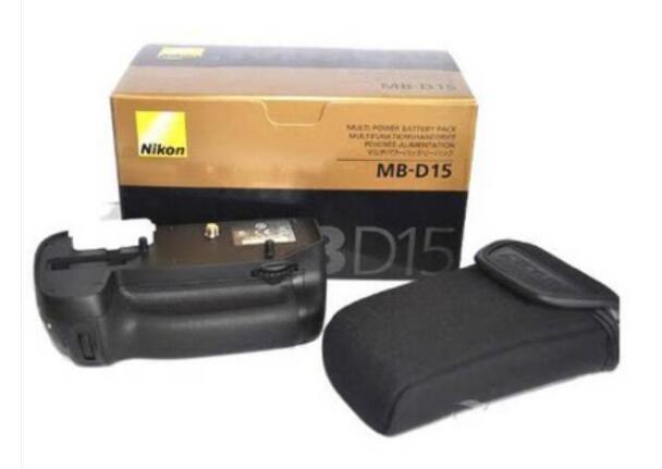 純正 新品 Nikon マルチパワーバッテリーパック MB-D15 D7100/D7200用カメラ、光学機器