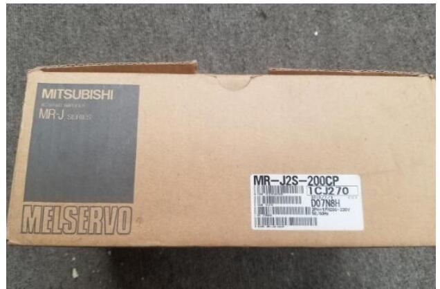 新品 MITSUBISHI/三菱 MR-J2S-200CP サーボアンプ
