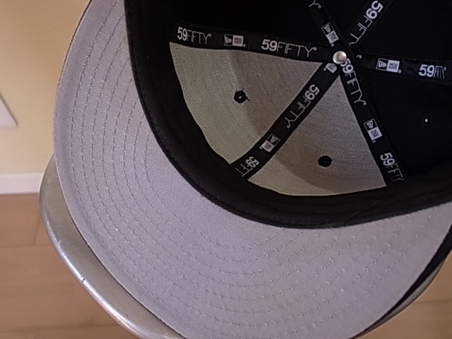 �ؑ����� �L���^�N�� 16AW Supreme �V���v���[�� .P. New Era Box