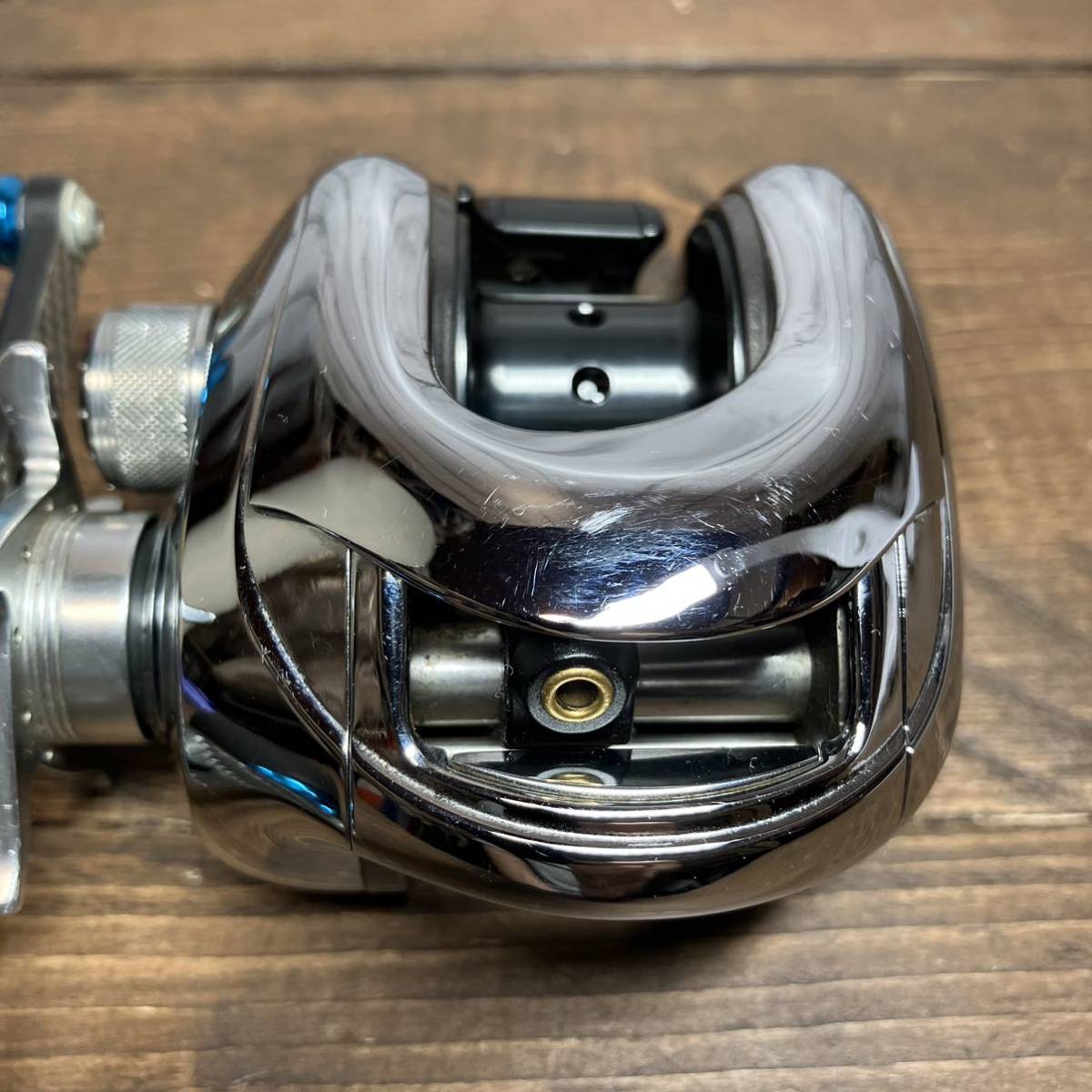 【SHIMANO】シマノ ベイトリール ANTARES DC アンタレス 右ハンドル SSRCカーボンハンドル