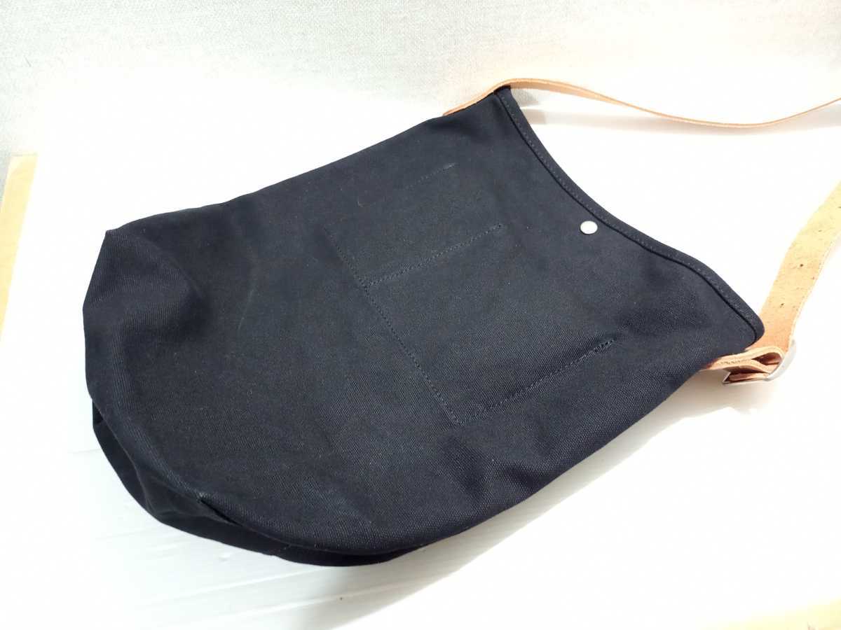 CONVERSE canvas × cow leather attached shoulder bag navy blue color 