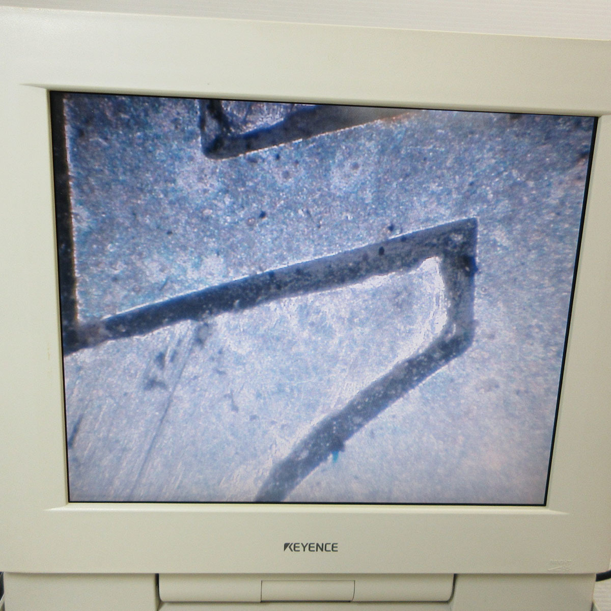 KEYENCE キーエンス デジタルマイクロスコープ VH-7000 (10543) KEYENCE キーエンス デジタルマイクロスコープ VH-7000 (10543)
