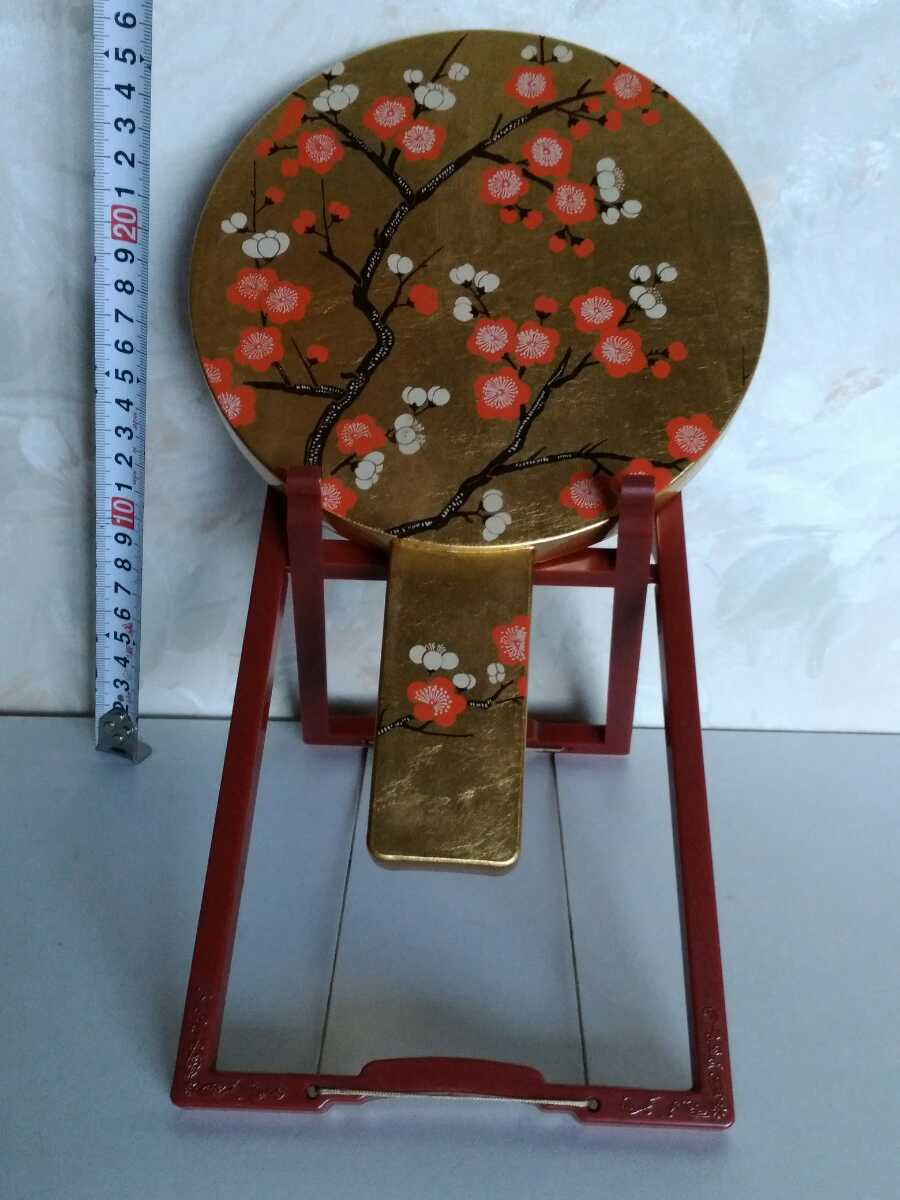  pedestal attaching gold . hand-mirror?( unknown ) plum pattern lacquer ware Showa Retro antique .. mirror long-term keeping goods 