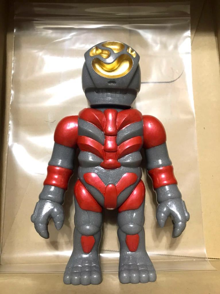 新商品 リアルヘッド 真頭玩具 ソフビ マニノイド agapeeurope.org
