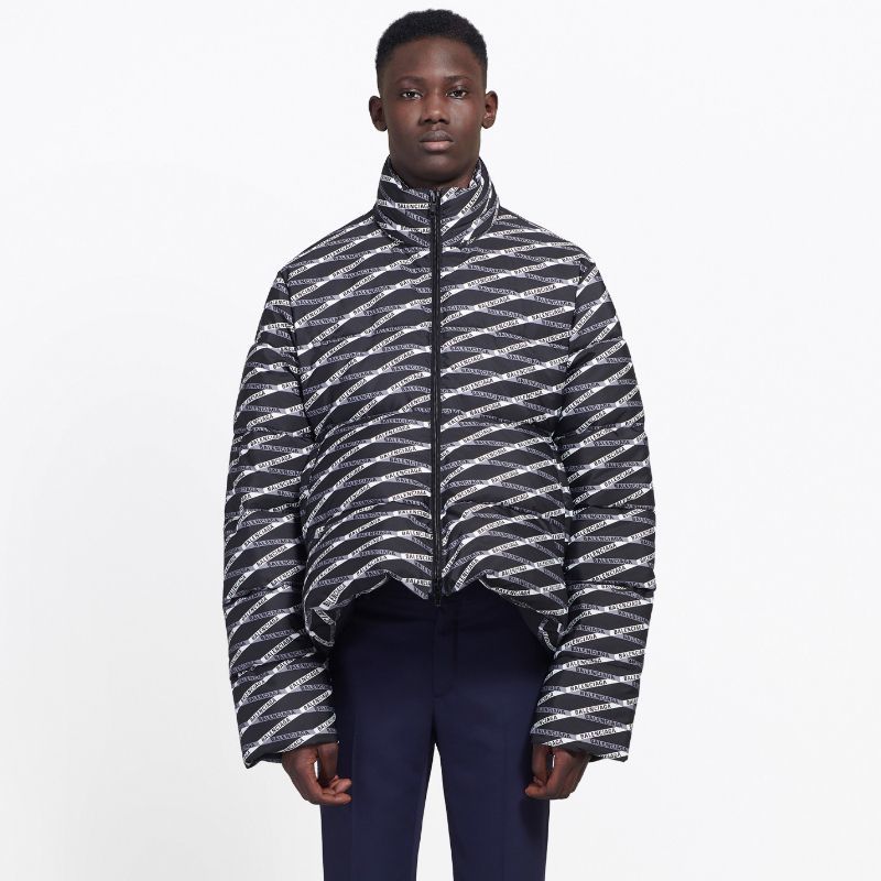 美品 使用僅か 定価40万円 BALENCIAGA バレンシアガ 556240 美品 使用僅か 定価40万円 BALENCIAGA バレンシアガ 556240