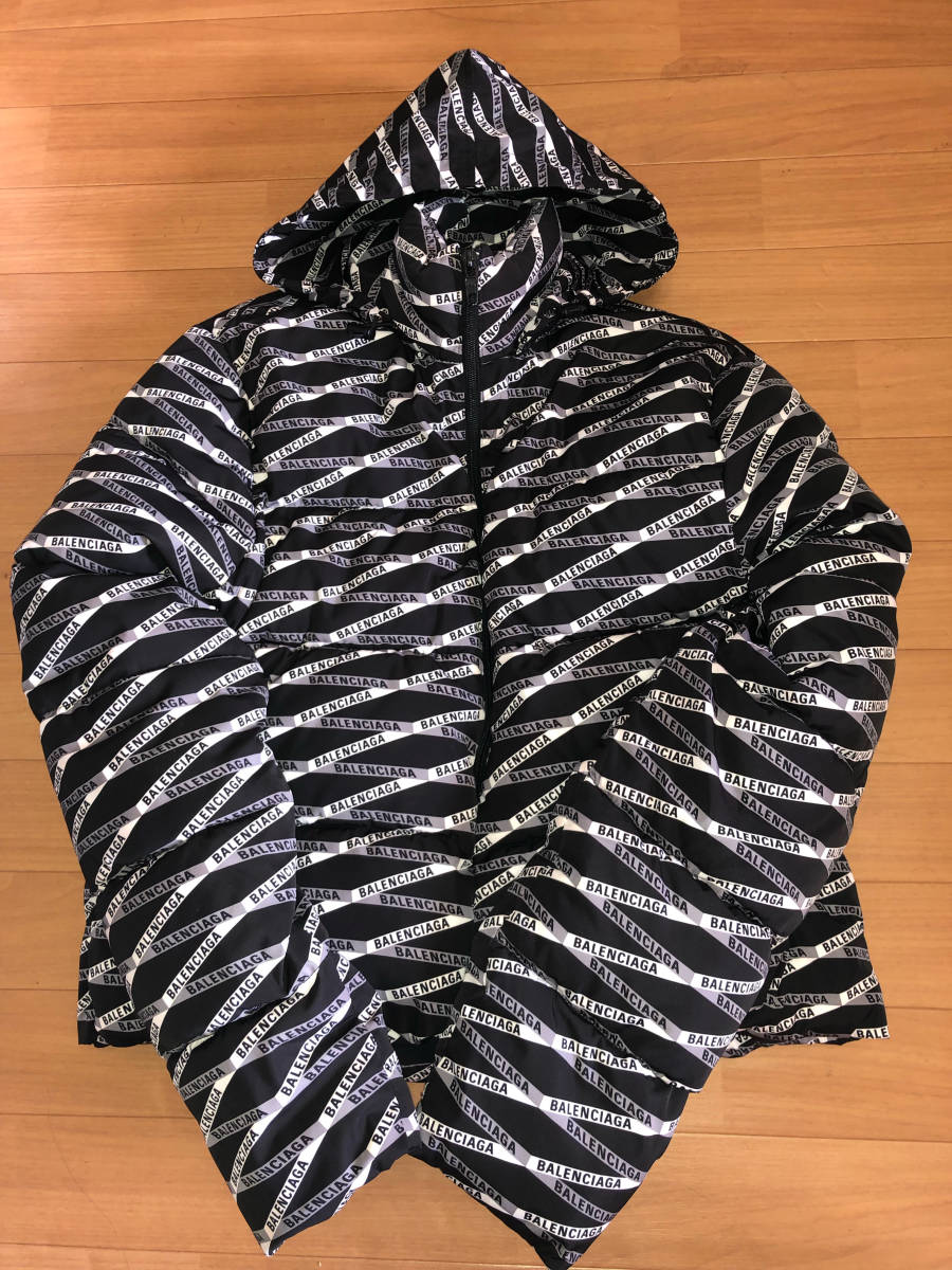 美品 使用僅か 定価40万円 BALENCIAGA バレンシアガ 556240 美品 使用僅か 定価40万円 BALENCIAGA バレンシアガ 556240