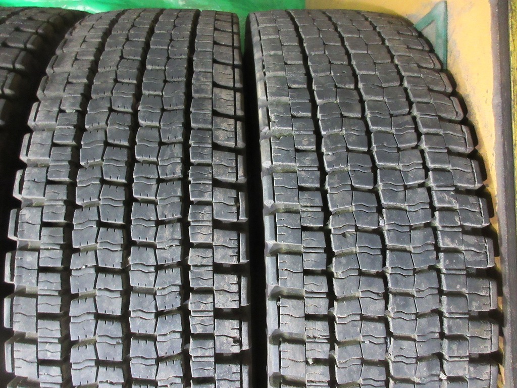 通販でクリスマス A543 ダンロップ 225/90R17.5 DUNLOP MAX タイヤ