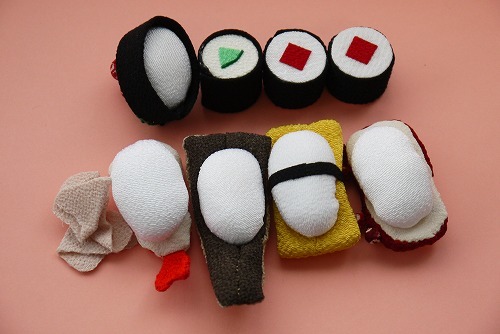 ハンドメイド 縮緬 古布 猫 ちりめん細工 ☆ 寿司ねこ 2