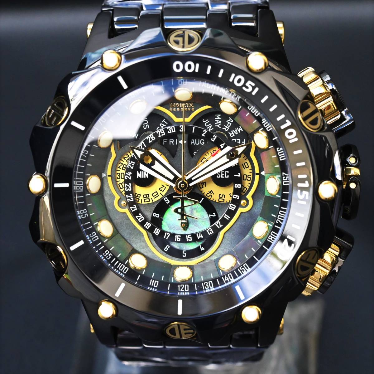 INVICTA インビクタ『Reserve Venom Viper 39330』★電池式★500m防水★ケース51mm★スイス製Mvt★シェル文字盤★マスターカレンダー機能