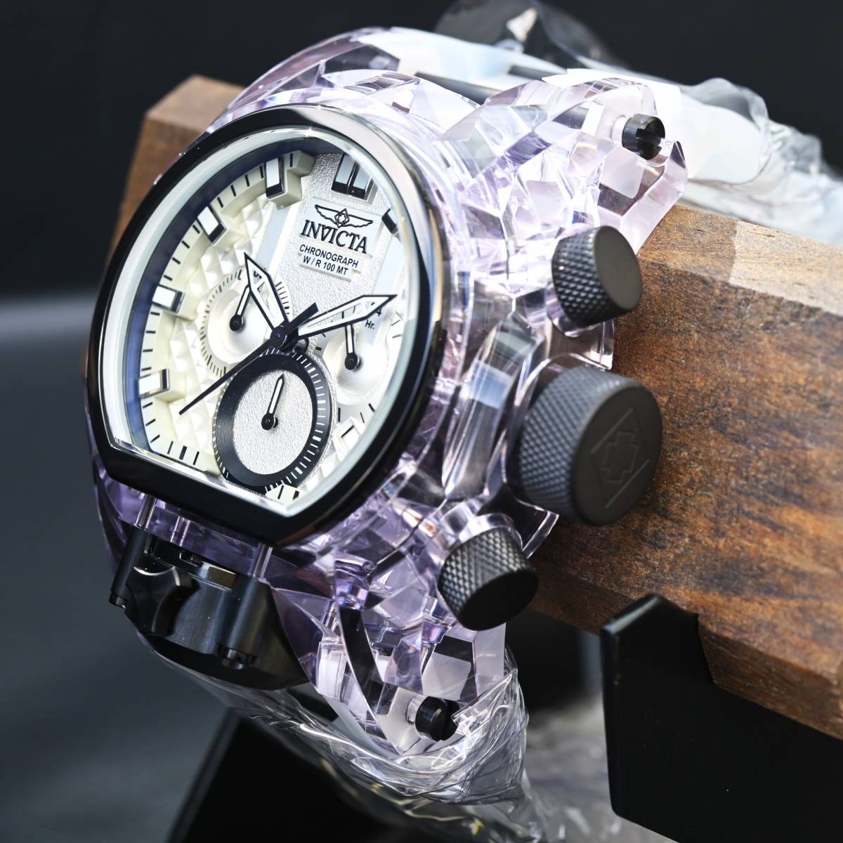 INVICTA インビクタ『Bolt Zeus Mugnum 29995』★2つのムーブメント搭載★電池式★200ｍ防水★日本製Mvt★_画像2