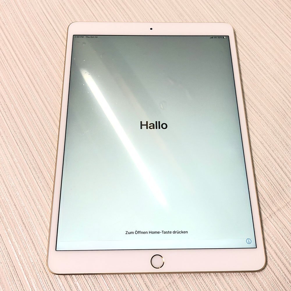 Apple　iPadPro (10.5インチ）Wi-Fi＋Cellular　256GB　ゴールド　MPHJ2J/A　A1709　SIMロック解除済み