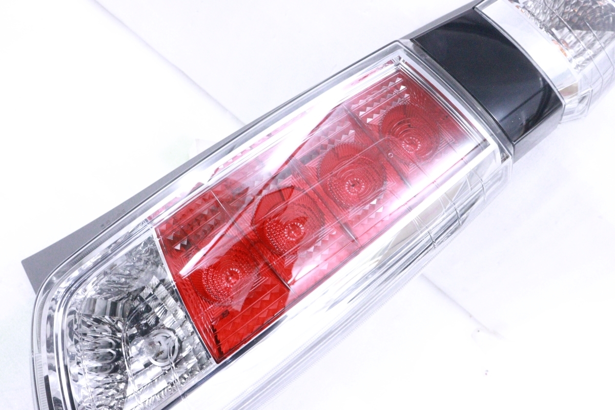 20-766★美品★後期 LED JH1 N-WGN★右テールライト STANLEY W1400 打刻:A ASSY 純正★ホンダ (DM)_画像2