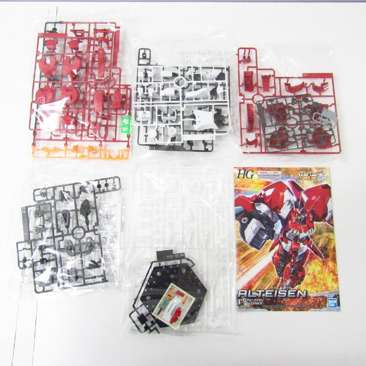 バンダイ スーパーロボット大戦 HGアルトアイゼン 未開封 disperkim