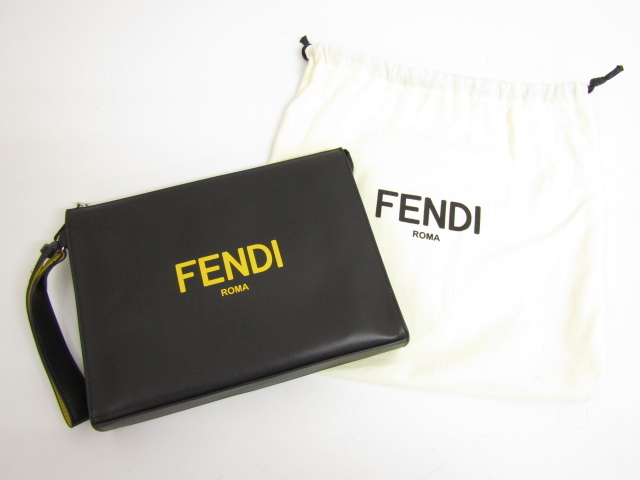 FENDI（フェンディ）クラッチバッグ