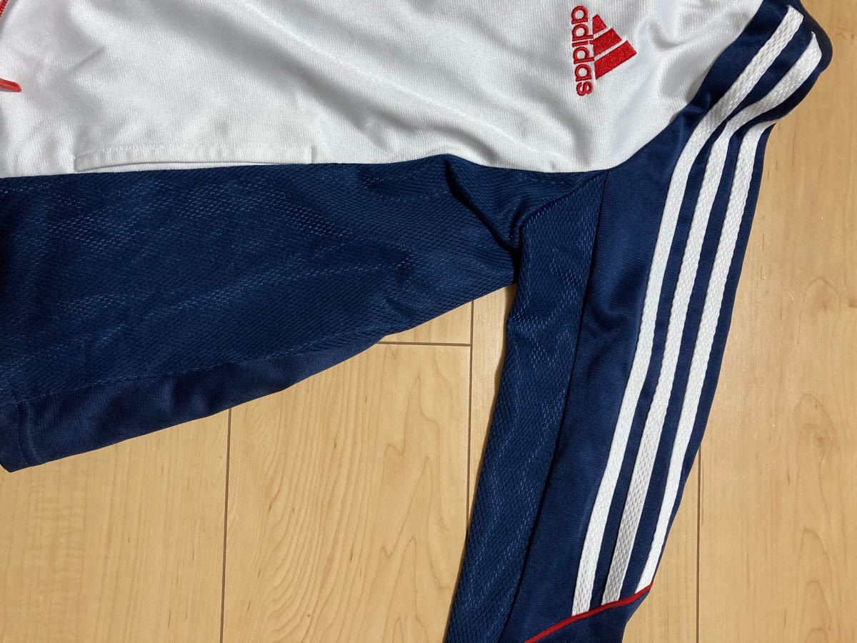 値下げ！adidas アディダス　 ジャージ140〜150 トップス 