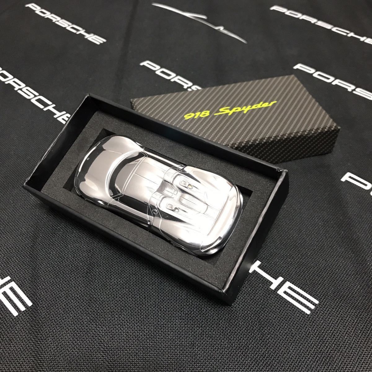 【即決】918 Spyder ペーパーウェイト メタルカー Porsche 918スパイダー Paper weight ポルシェ 正規非売品 ノベルティ / 911_画像1