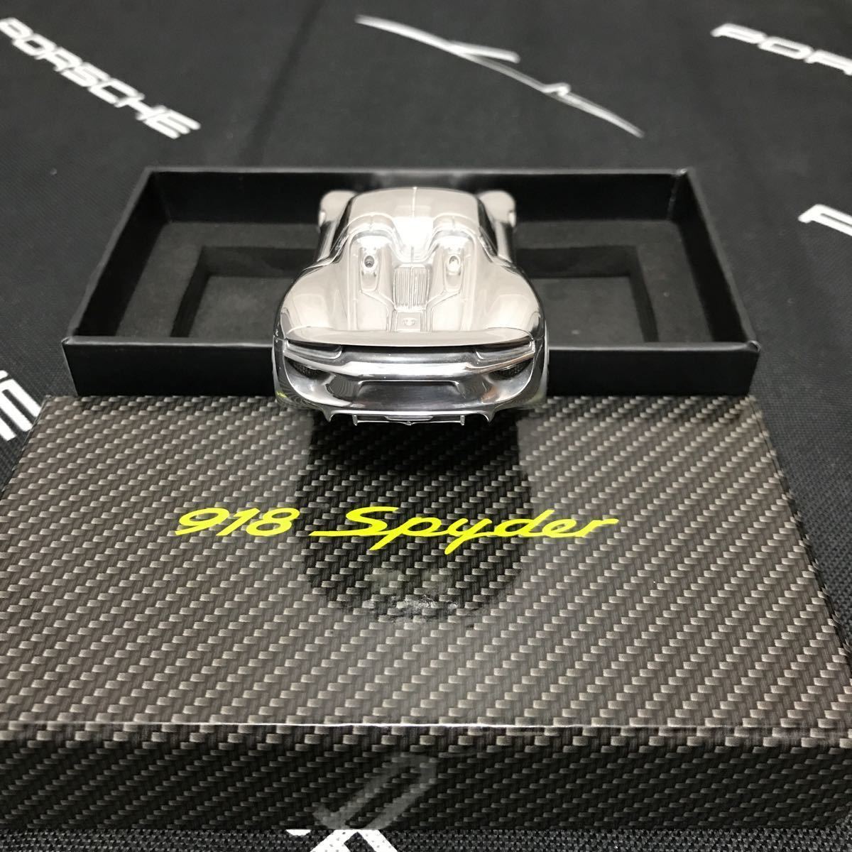 【即決】918 Spyder ペーパーウェイト メタルカー Porsche 918スパイダー Paper weight ポルシェ 正規非売品 ノベルティ / 911_画像10