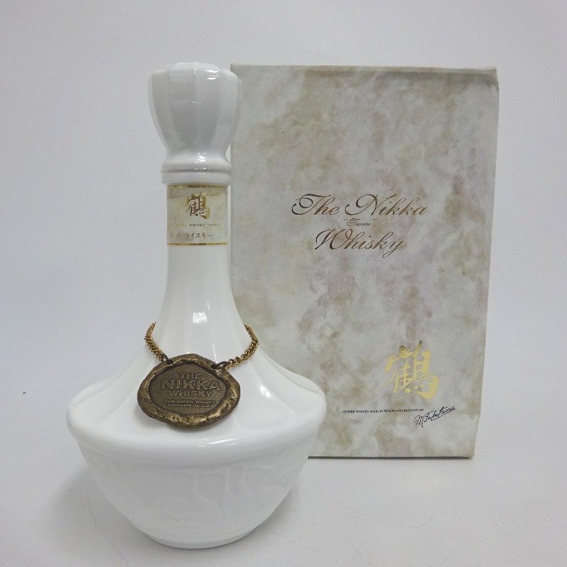 ◇美品!ニッカ 鶴 17年 白陶器 700ml 43% ジャパニーズ 飲料/酒