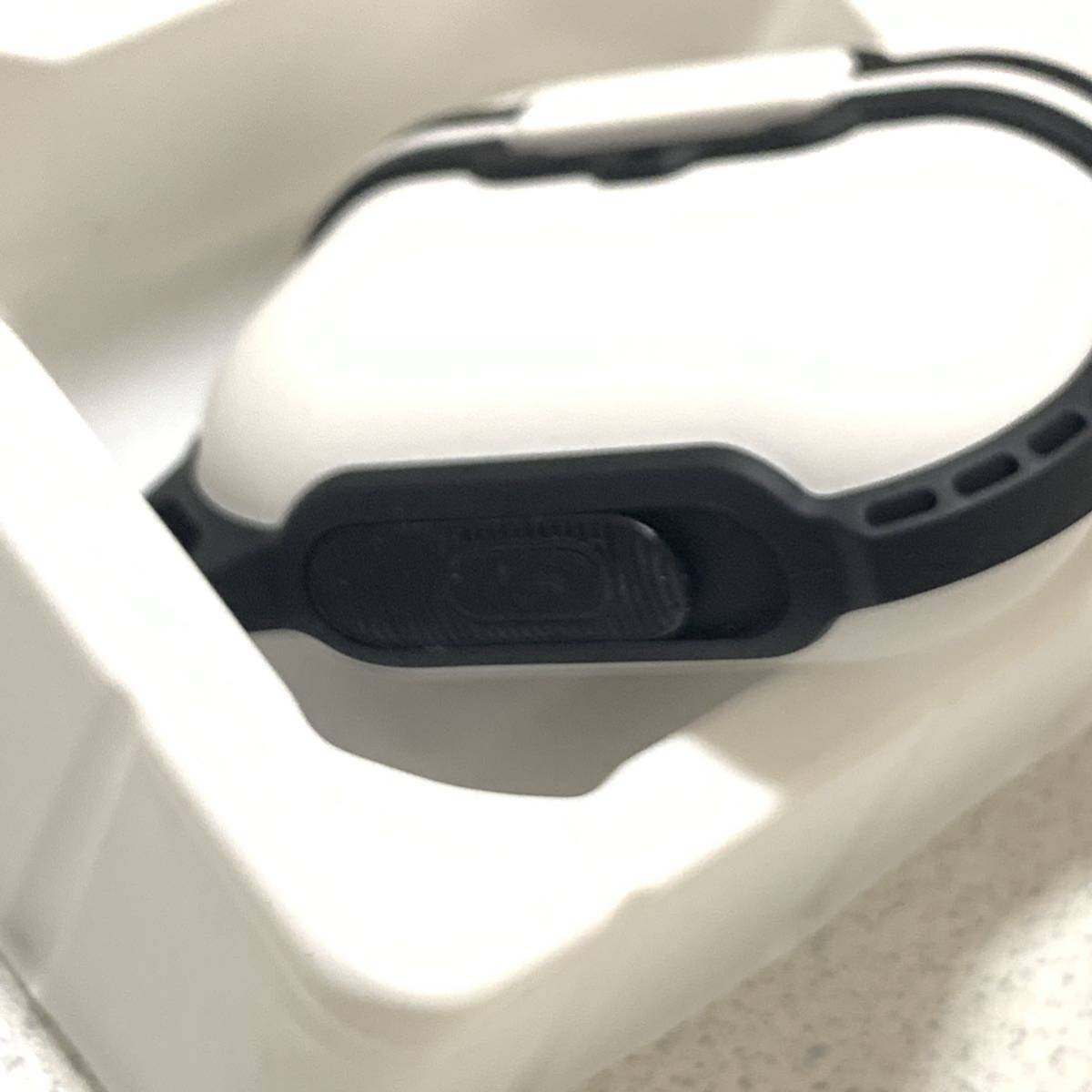 AirPods Pro ケースカバー ホワイト・ブラック AA0389 White black イヤホン ソフトケース おしゃれ 耐衝撃_画像4