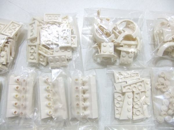 (60)J-33　LEGO　パーツ別　白色　約356個　まとめてセット　特殊ブロック・丸プレートなど_画像2