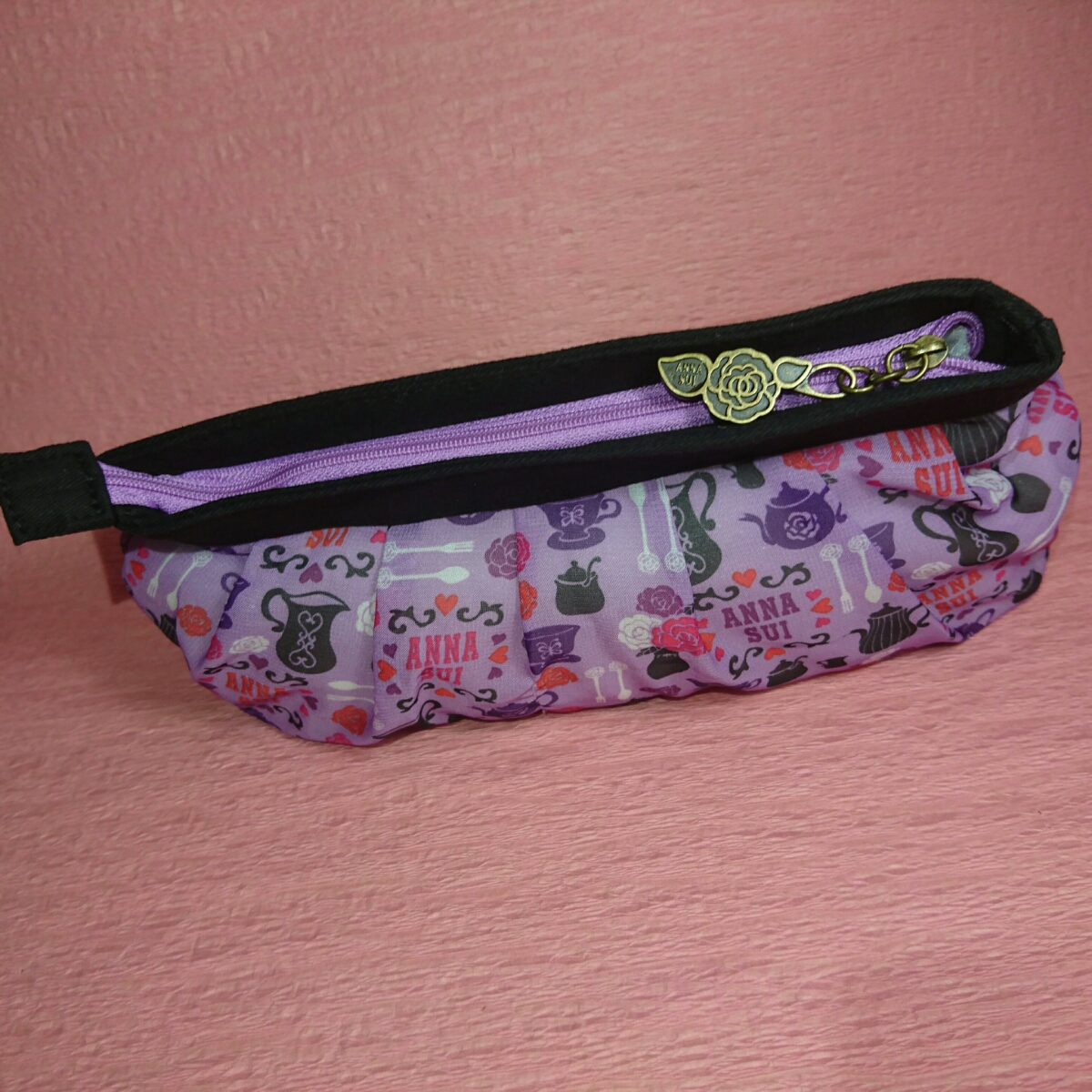 【未使用新品】　ANNA　SUI　アナスイ　ポーチ　T1108 _画像2