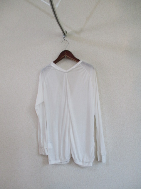 toutacoup白フリル付き長袖カーディガン（USED）82517②)_画像3