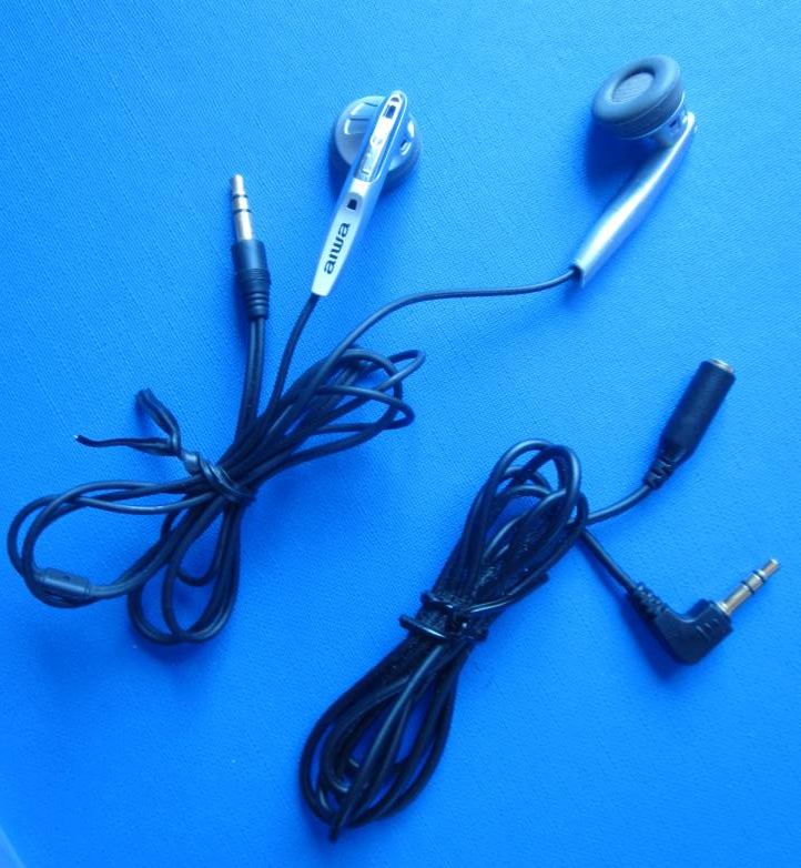 レア美品!AIWA ステレオヘッドホン HP-V551 パイプホン PIPE レア美品!AIWA ステレオヘッドホン HP-V551 パイプホン PIPE