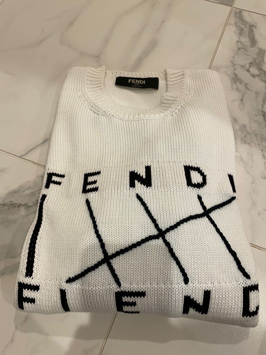 柔らかい FENDI フェンディ モンスター ニット セーター トップス 服