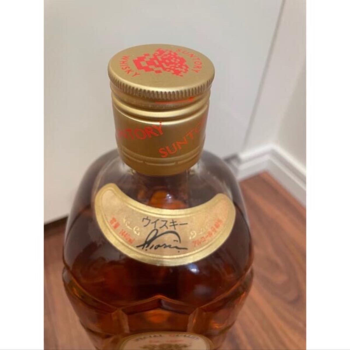 サントリー 白角 響マーク初代 金キャプ 1440ml 2本セット サントリー 白角 響マーク初代 金キャプ 1440ml 2本セット