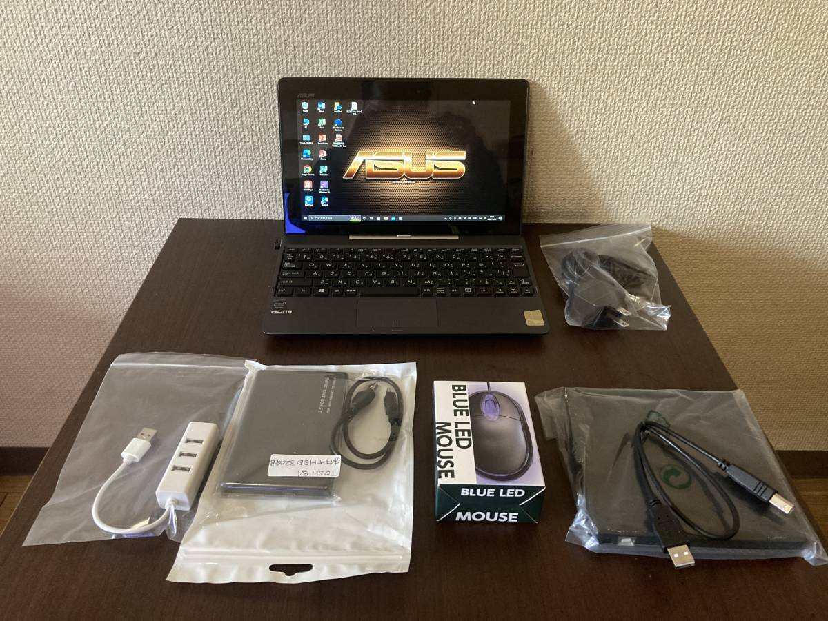0154 ASUS TransBook T100TA T100TA-DK32G 2in1タブレット