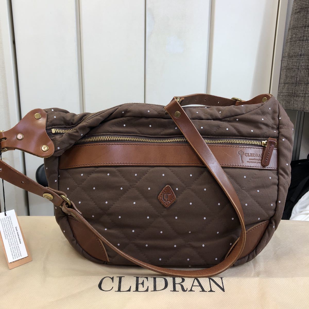 新品 CLEDRAN レザー/キャンバス ショルダーバッグ ￥17850 クレドラン