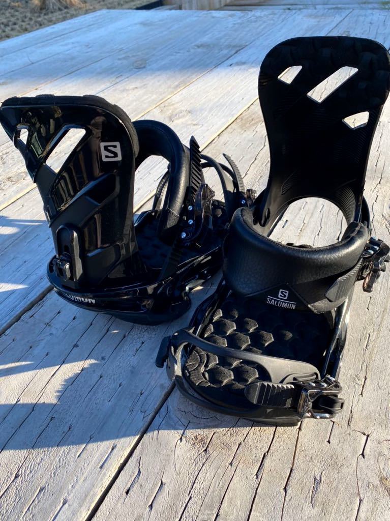 高年式【SALOMON 】rhythm ☆極美品☆黒 BLACK リズム サロモン