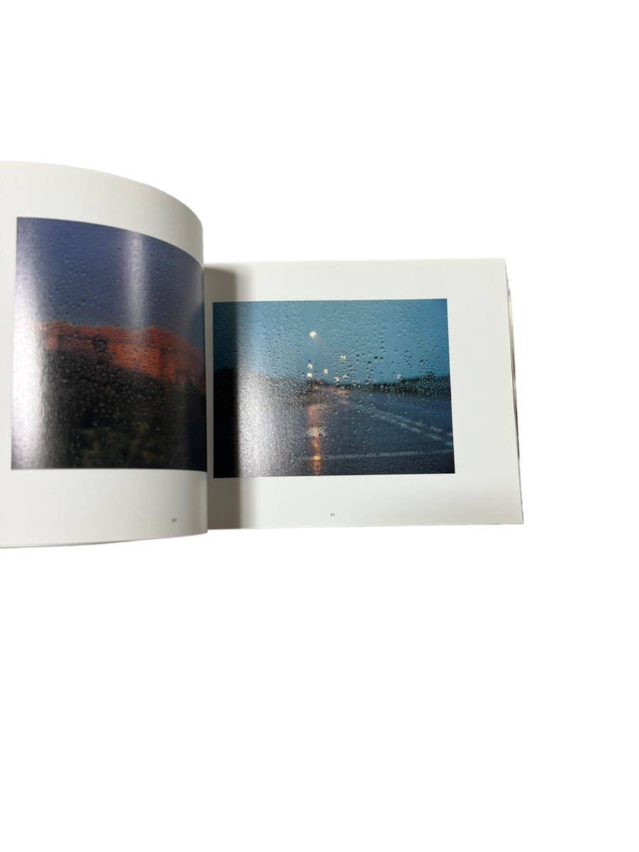 [ Hatakeyama direct .]Naoya Hataknyama photoalbum .. person exhibition viewing . llustrated book new color the first version Land scape day person himself photograph house 