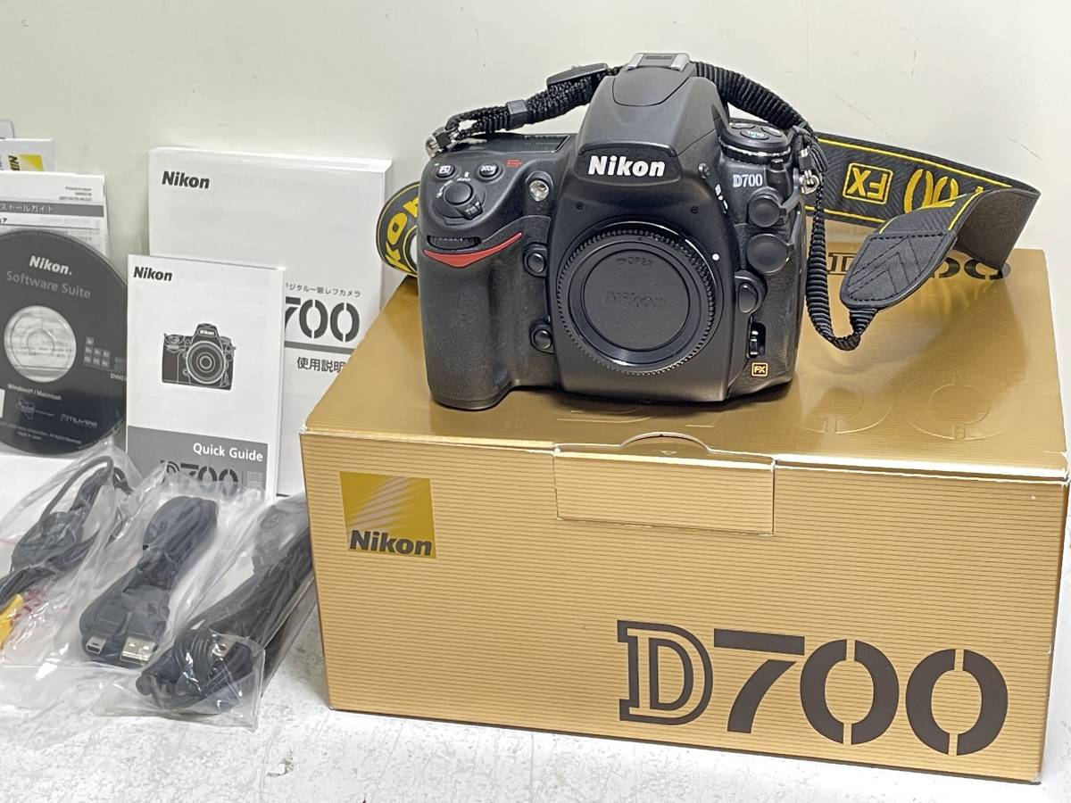 ○ Nikon ニコン D700 デジタル一眼レフカメラ モニターカバー付き