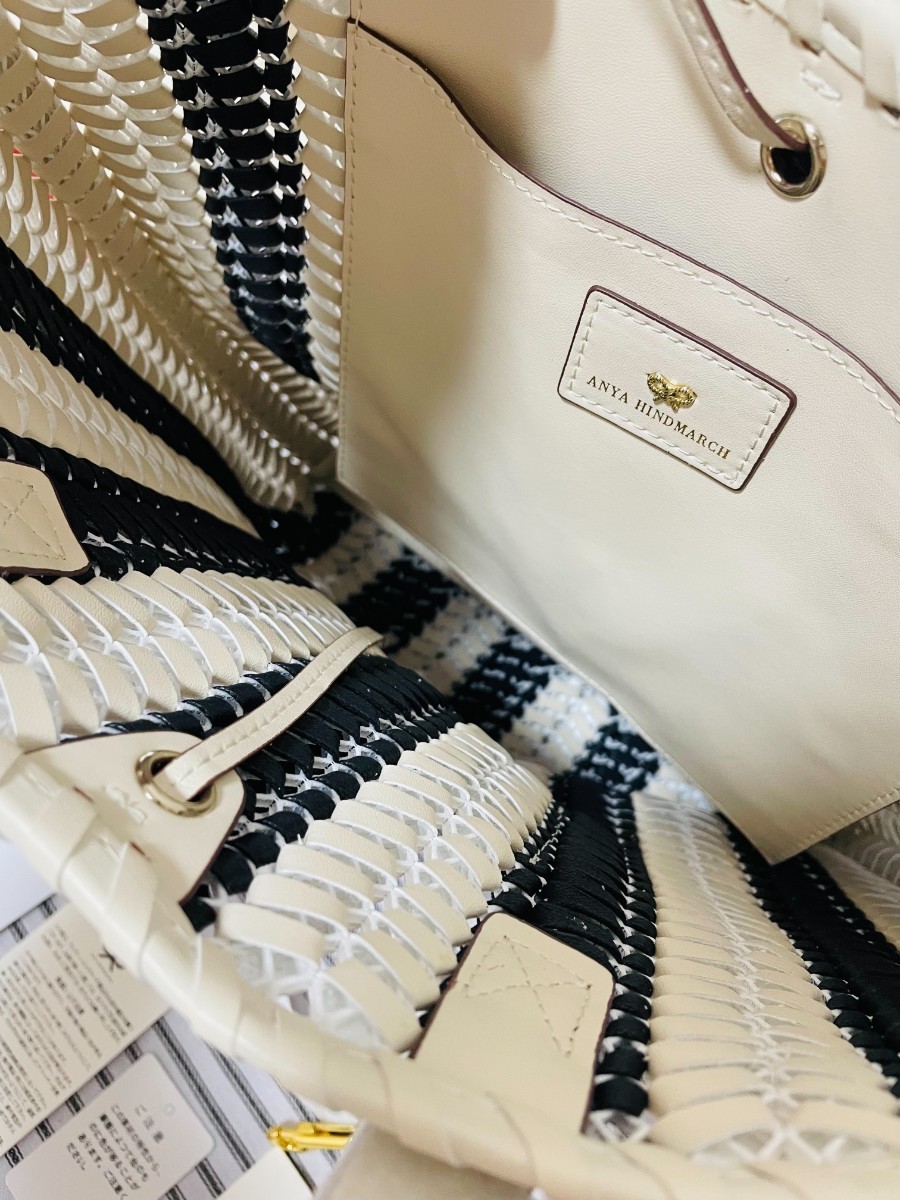 ANYA HINDMARCH アニヤハインドマーチ Small Neeson Tall Tote レザー