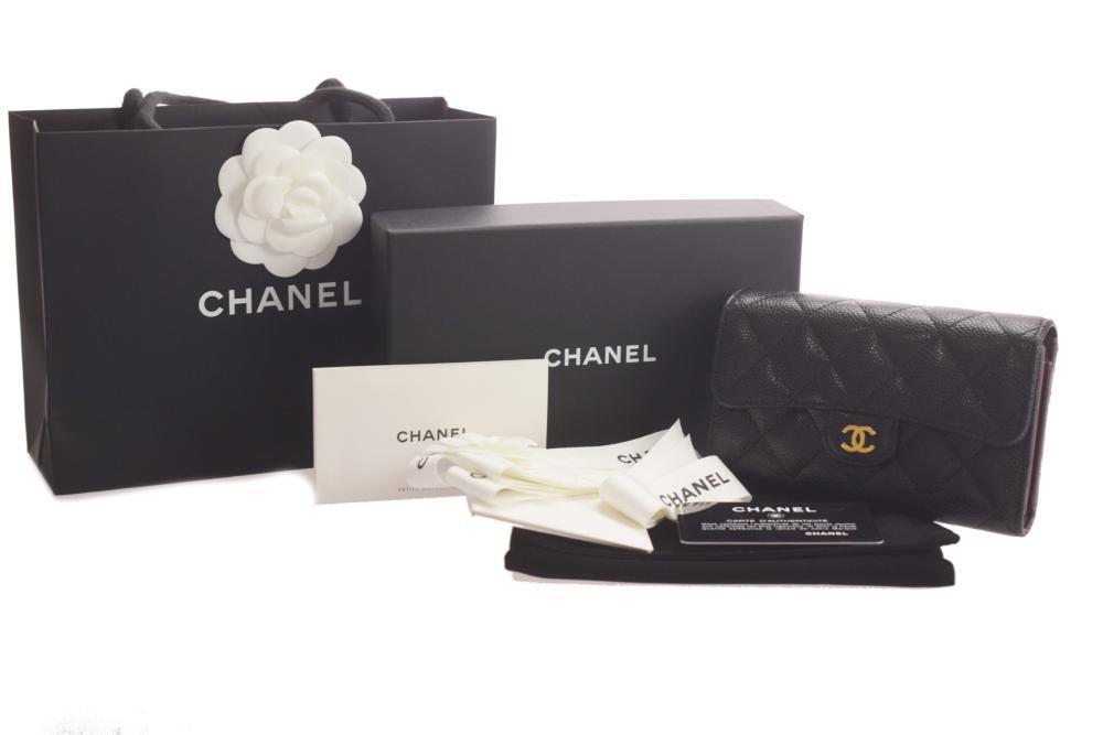 美品】 CHANEL シャネル美品 マトラッセ 三つ折り財布 ココマーク
