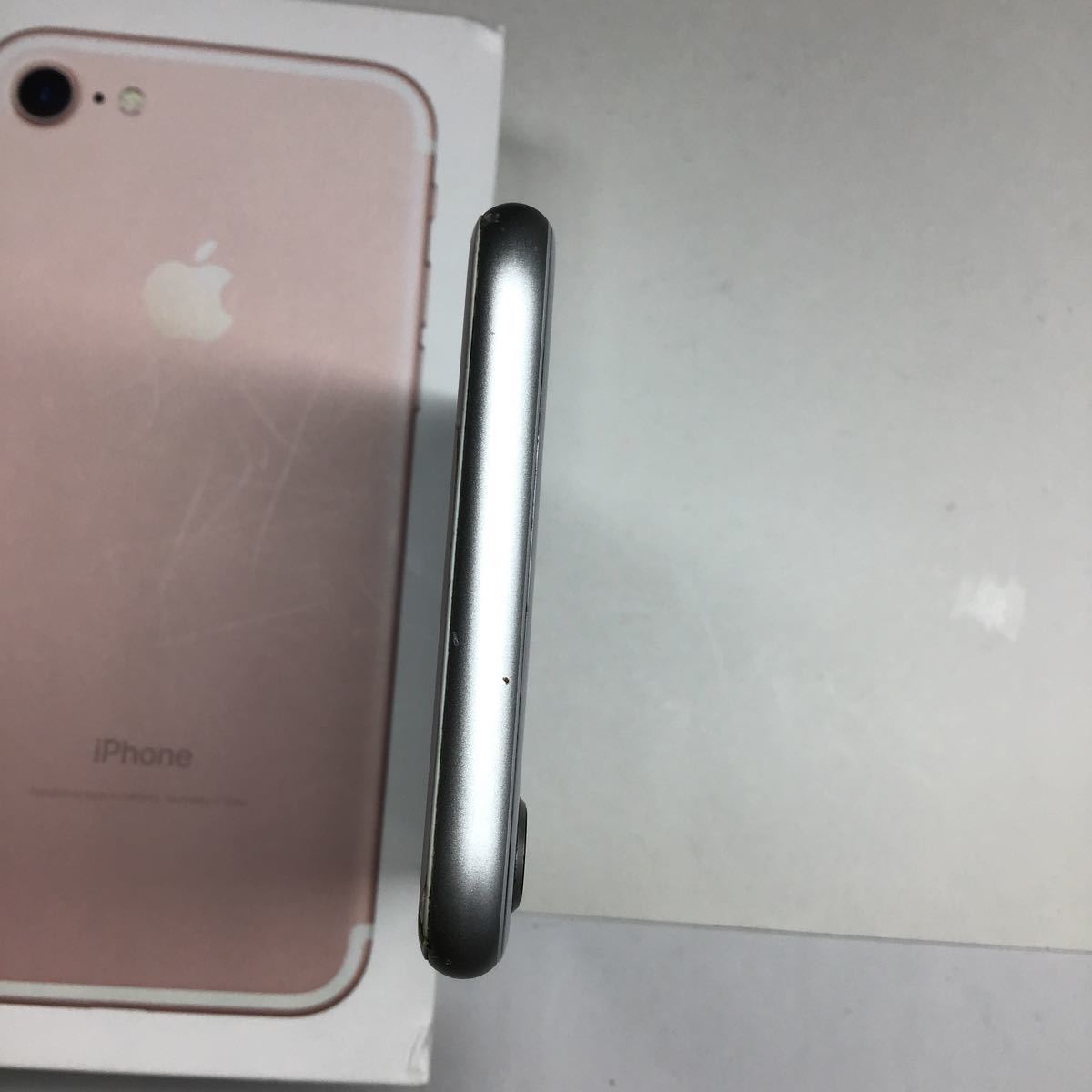 iPhone8 256GB シルバー SIMフリーC8PVFYF3JC6T バッテリー最大容量76