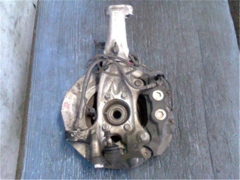  Toyota original Lexus LS { UVF46 } right front knuckle hub P70600-21005698