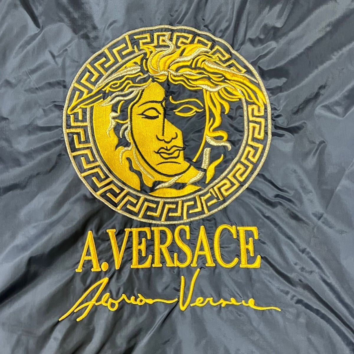 ☆美品☆ヴェルサーチ VERSACE 中綿入り ナイロンジャケット ブルゾン