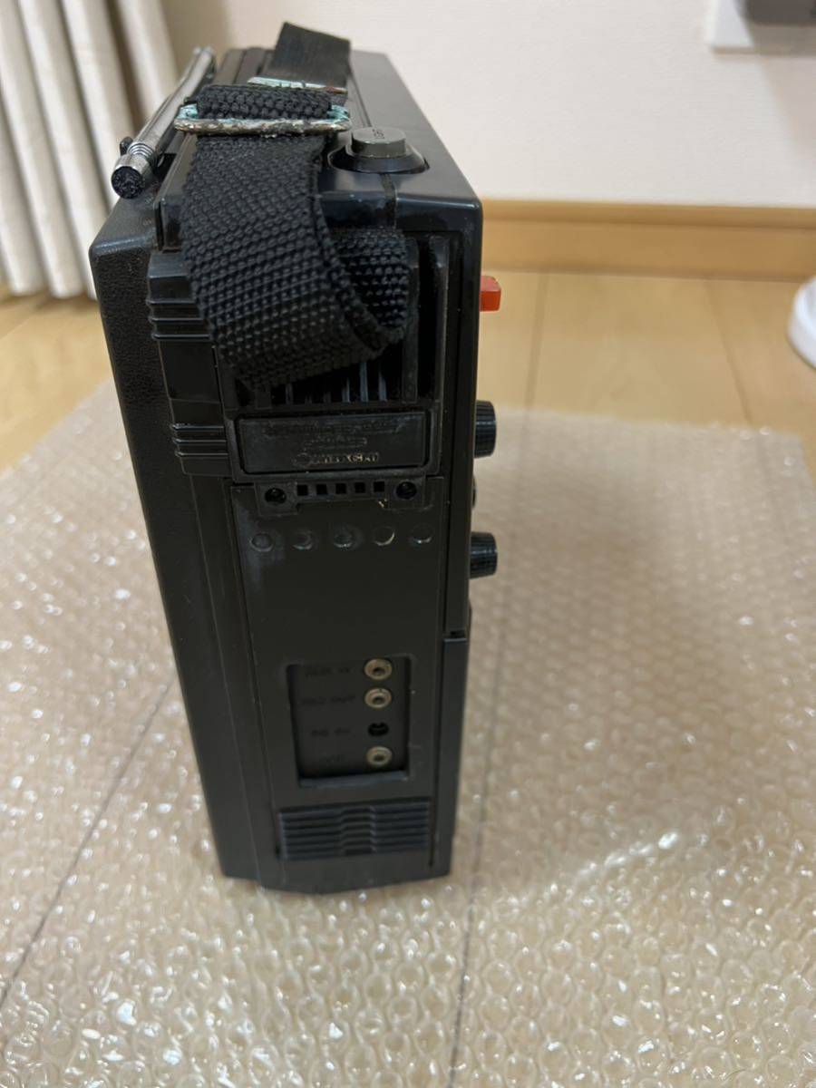 1円スタート 日立 HITACHI KH-2100 MW/SW/FM BCLラジオ 通電ジャンク 1円スタート 日立 HITACHI KH-2100 MW/SW/FM BCLラジオ 通電ジャンク