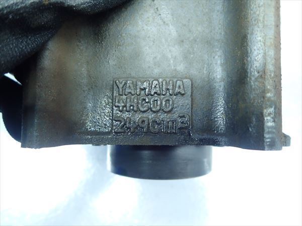 εM1-251 ヤマハ マジェスティ250-2/C SG03J (H12年式) 走行距離31119？ エンジン シリンダー ブロック 内錆・傷有り！_画像6