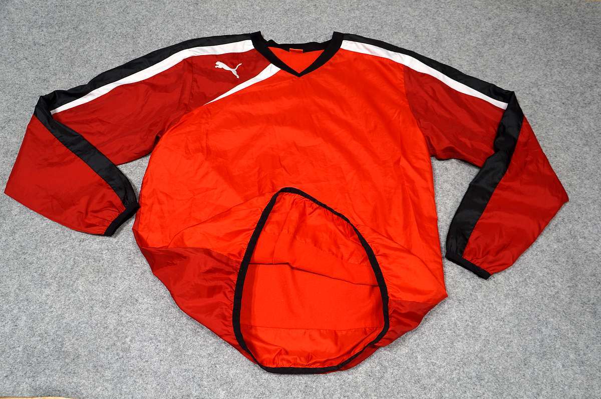 PUMA soccer futsal pi stereo ( inside side fleece ground ) usually put on pants hem . damage top and bottom SET [ size : L / color : photograph reference ]