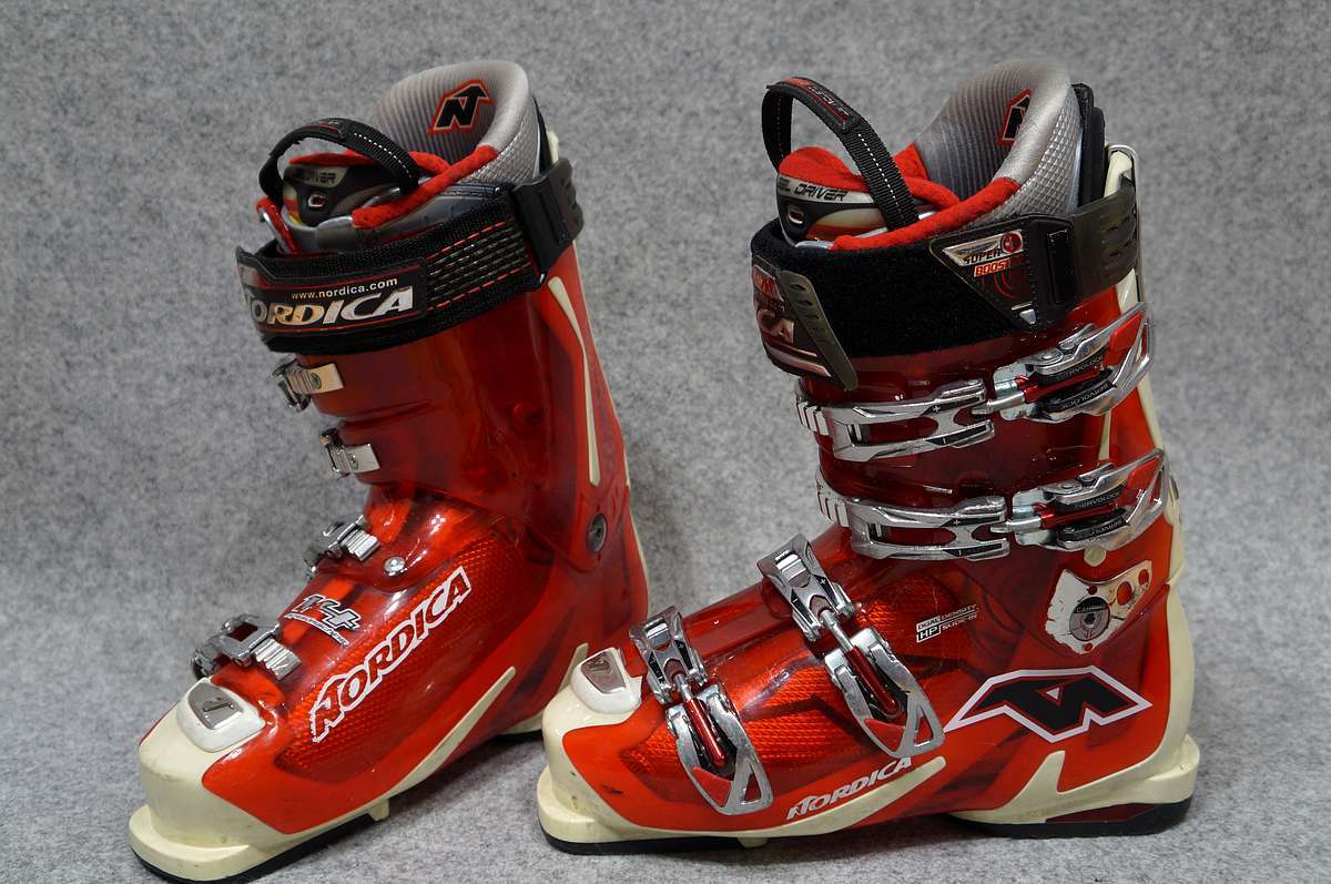 ノルディカ NORDICA SPEEDMACHINE 14 スキーブーツ USED傷あり ノルディカ NORDICA SPEEDMACHINE 14 スキーブーツ USED傷あり