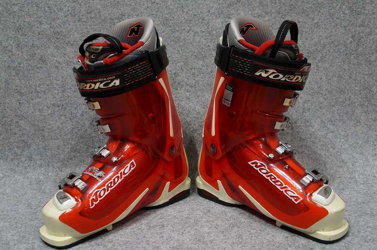 ノルディカ NORDICA SPEEDMACHINE 14 スキーブーツ USED傷あり ノルディカ NORDICA SPEEDMACHINE 14 スキーブーツ USED傷あり