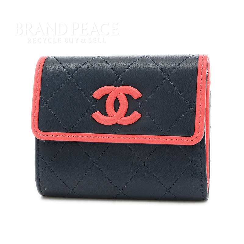 SALE/73%OFF】 シャネル ココマーク マトラッセ 3つ折り財布