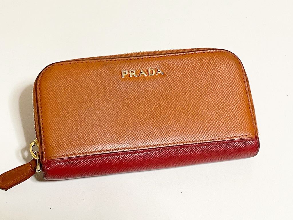 PRADA プラダ 6連キーケース ラウンドファスナー レザー 内部ポケット付き